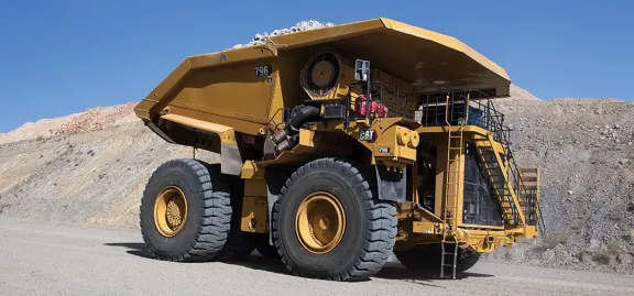 777-dump-truck-training-at-denotech